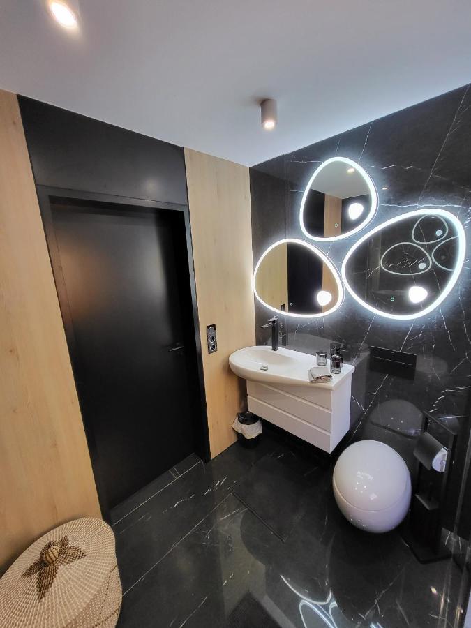 Sea View Luxury Apartment - Playa Del Duque أذيخي المظهر الخارجي الصورة