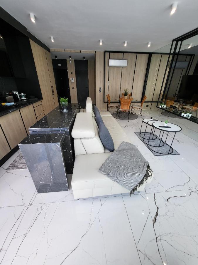 Sea View Luxury Apartment - Playa Del Duque أذيخي المظهر الخارجي الصورة