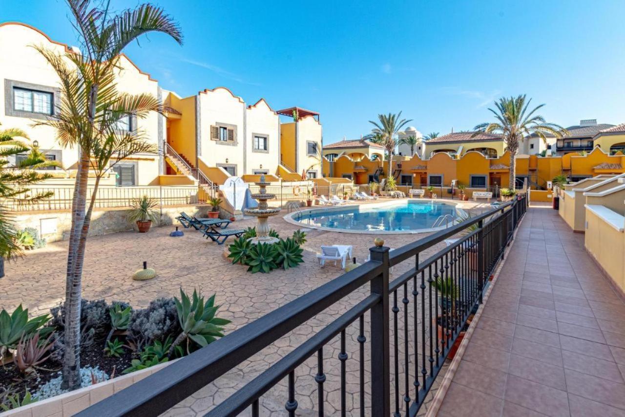 Sea View Luxury Apartment - Playa Del Duque أذيخي المظهر الخارجي الصورة